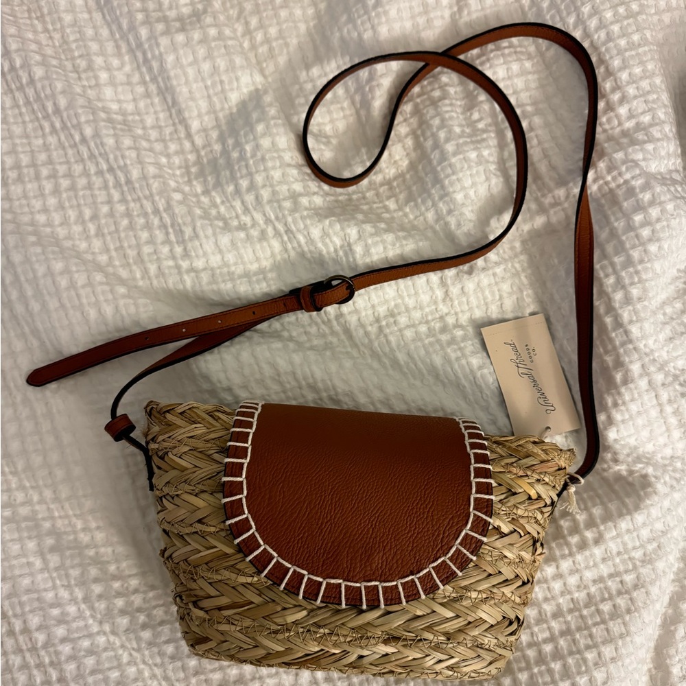 Target - Universal Thread - Straw Crossbody bag